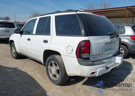 2007 Chevrolet Trailblazer Ls z USA, uszkodzony, nr VIN 1GNDT13S472288350
